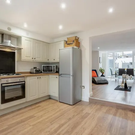3 Bed In Oc-a33016 * Sandsend